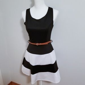 Little black dress with belt! 👗